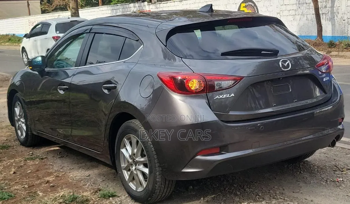 Mazda Axela 2019 Gray