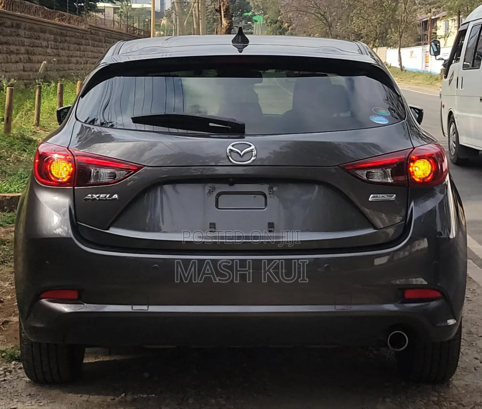 Mazda Axela 2019 Gray