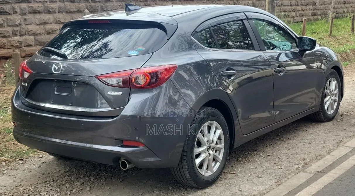 Mazda Axela 2019 Gray