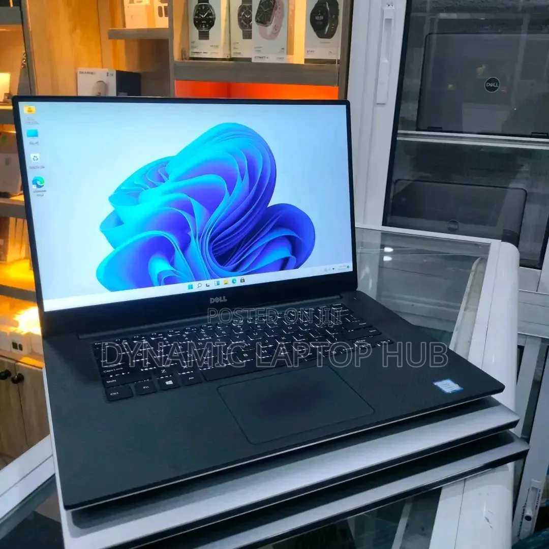 Laptop Dell Precision 5520 8GB Intel Core i7 SSD 256GB