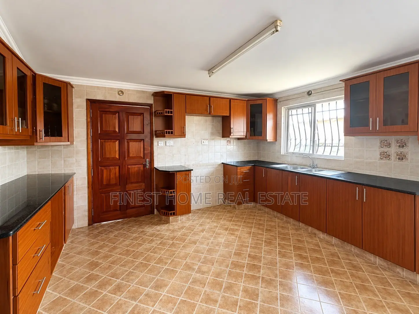 4bdrm Bungalow in Greenpark Estate, Athi River for rent