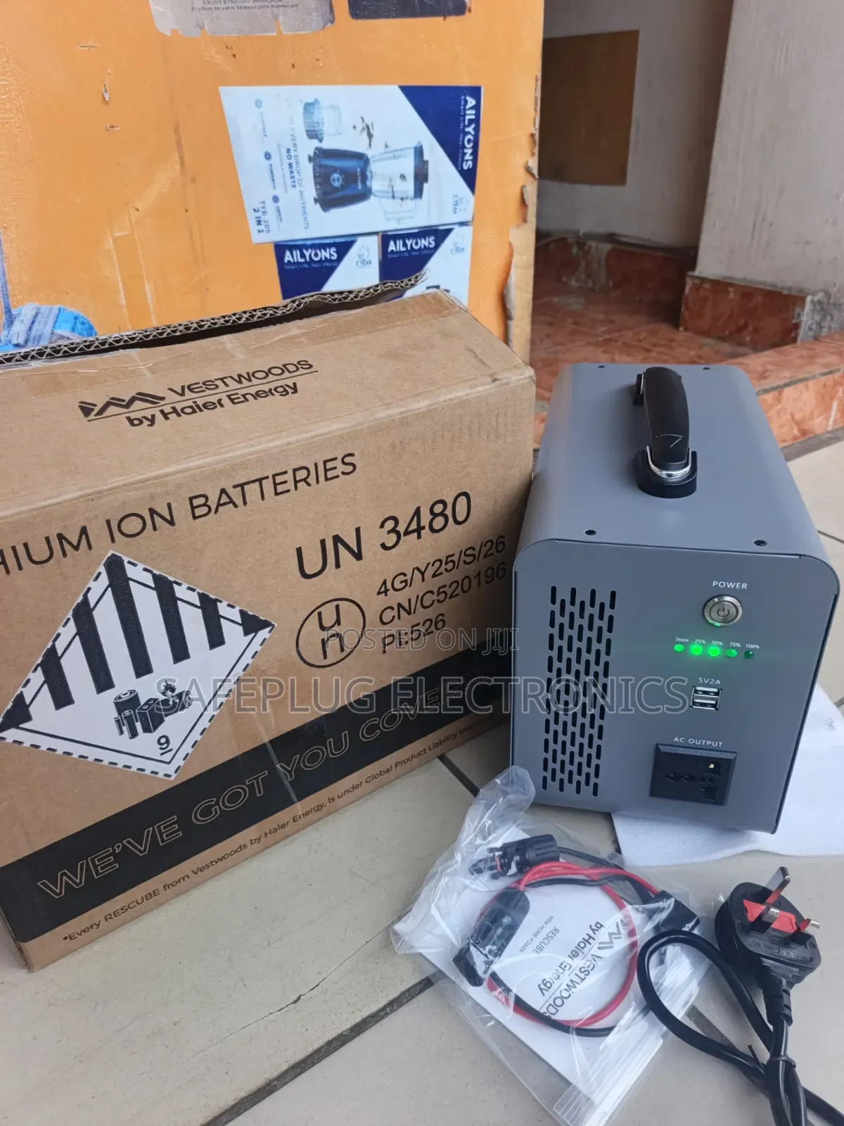All-in-One Vestwoods Lithium Battery Solar Station – 500W Output