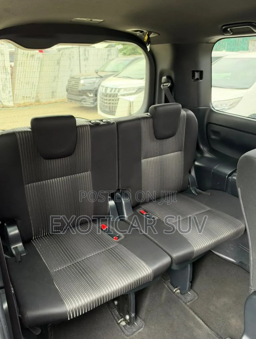 Toyota Noah 2.0 AWD (8 Seater) 2019 Black
