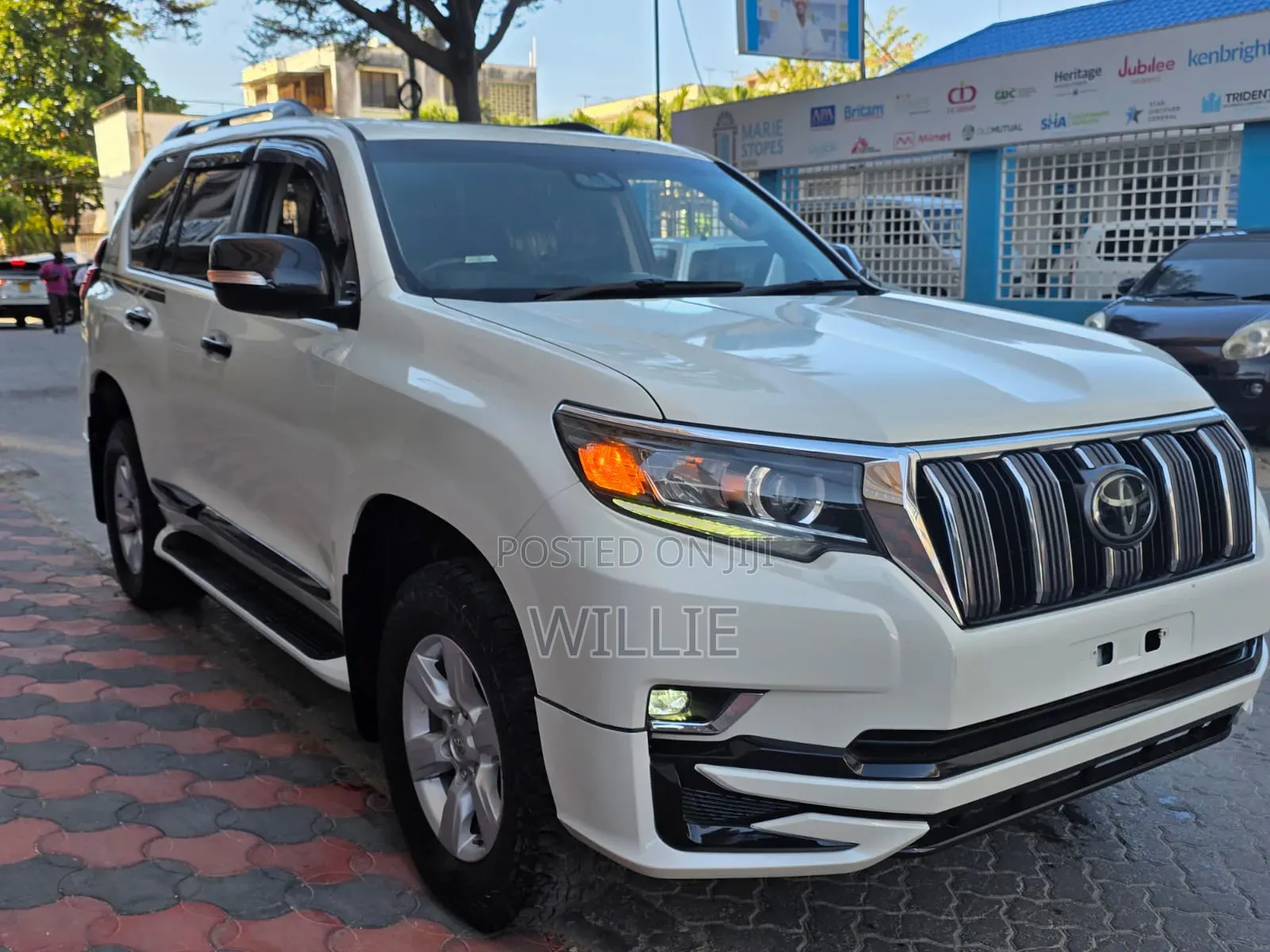 Toyota Land Cruiser Prado 2018 White