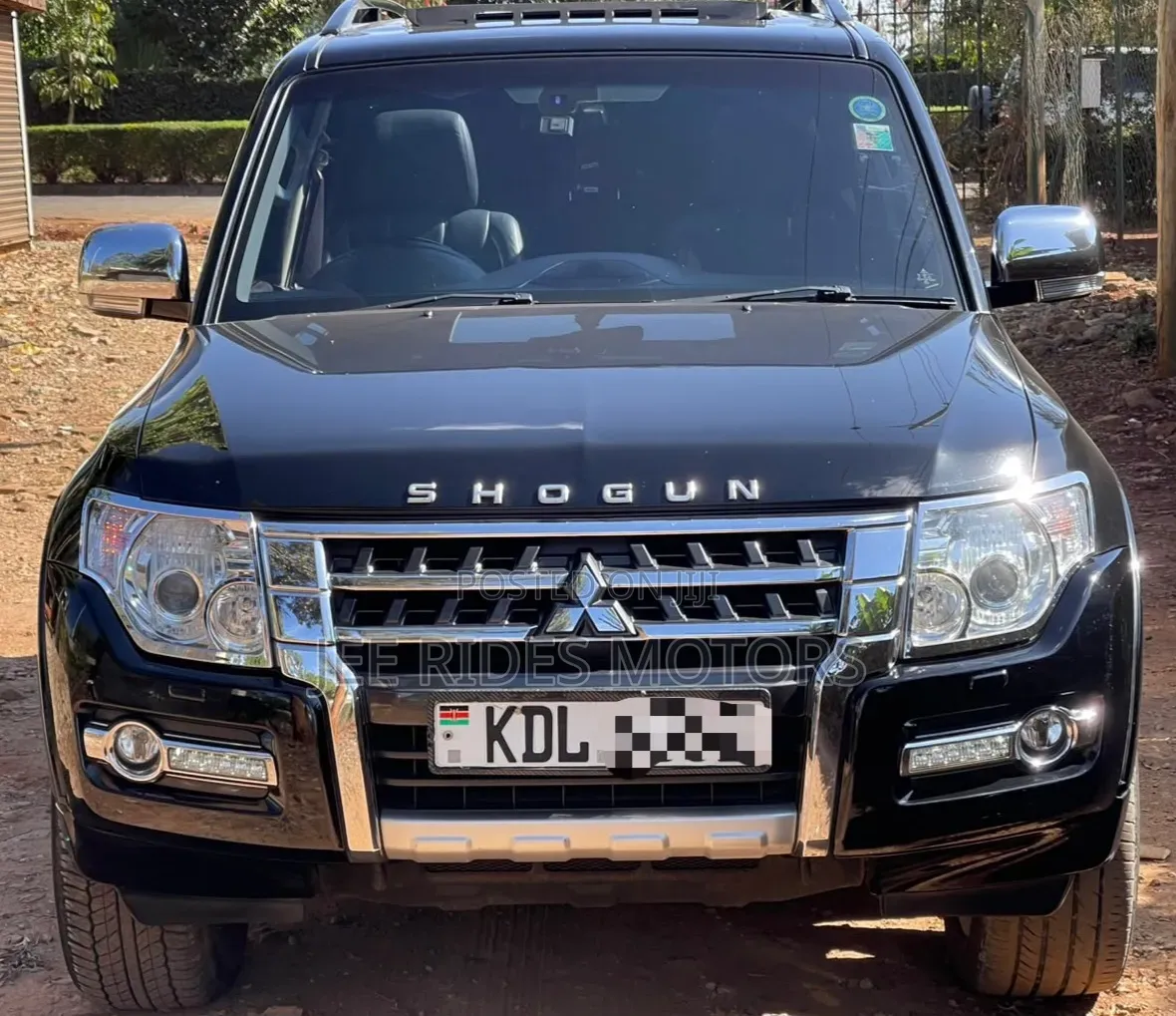 Mitsubishi Pajero 2016 Matt Black