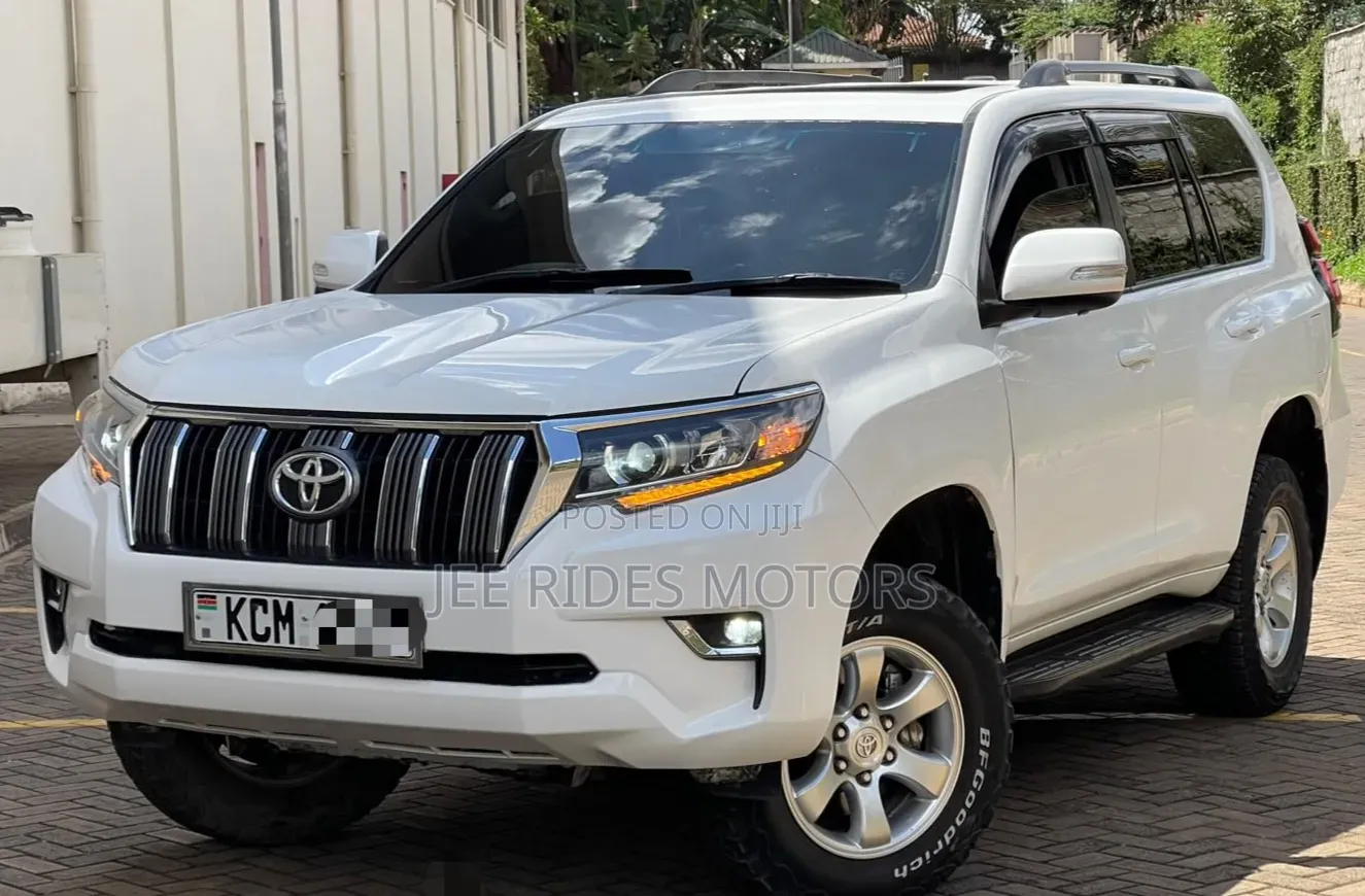 Toyota Land Cruiser Prado 2011 White