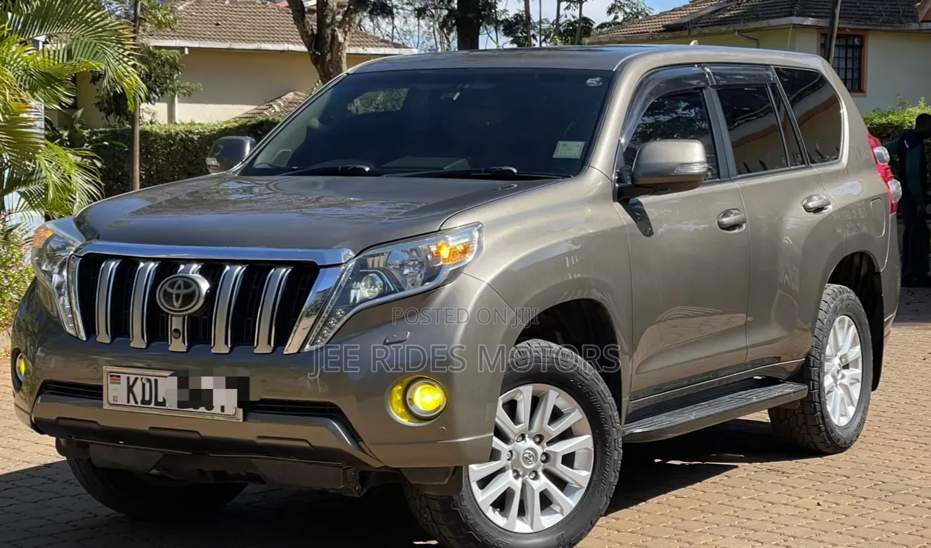 Toyota Land Cruiser Prado 2015 Brown