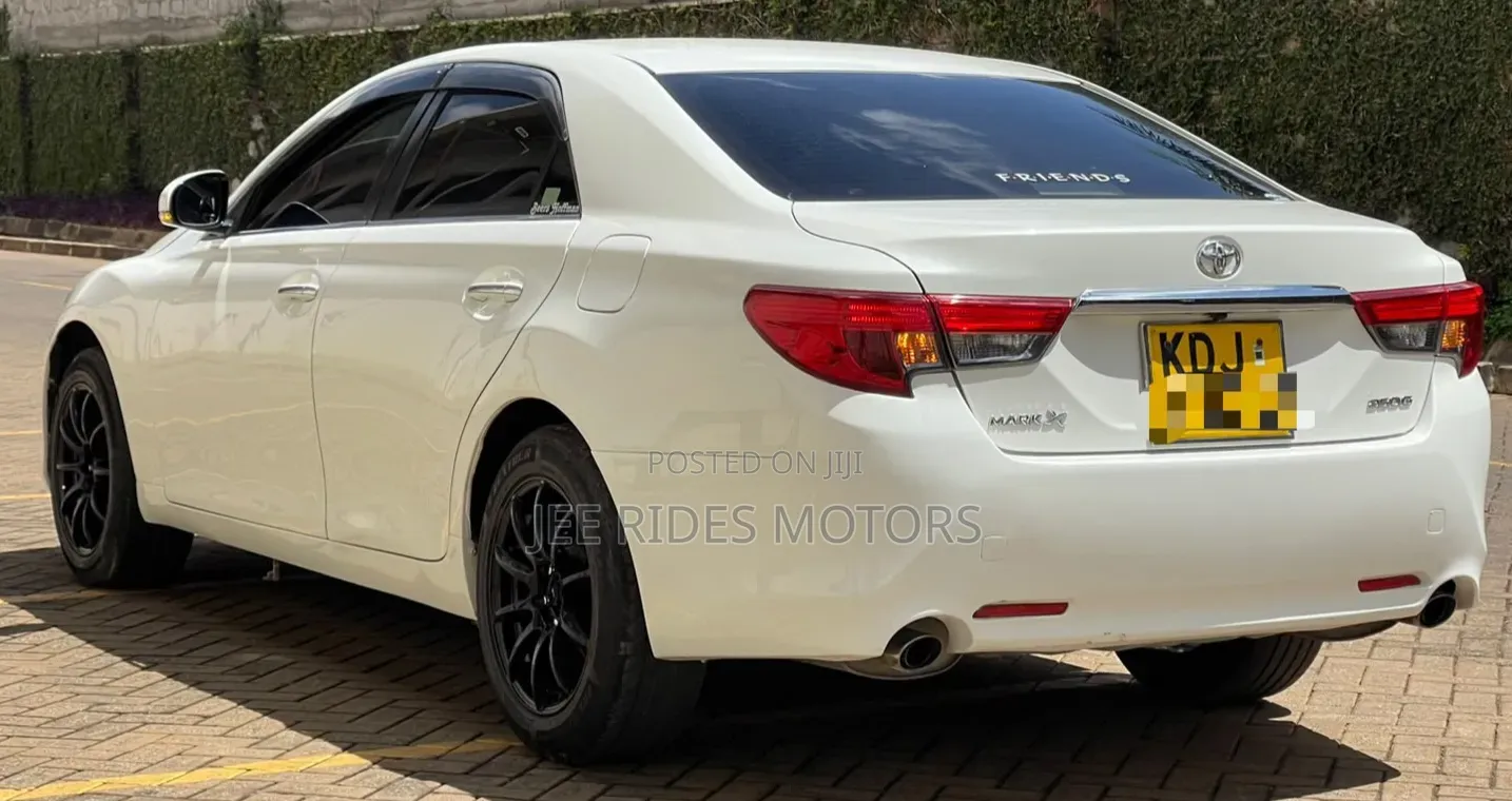 Toyota Mark X 2014 Pearl