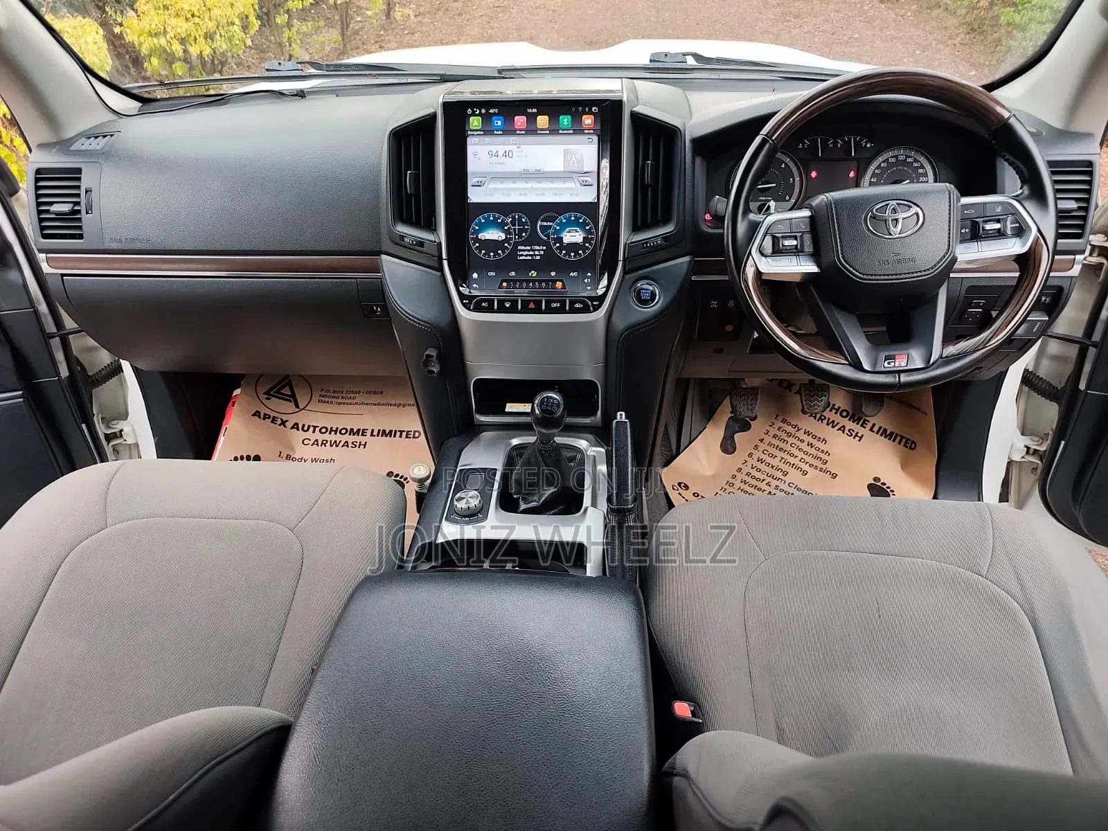 Toyota Land Cruiser 4.5 V8 GXR 2017 White