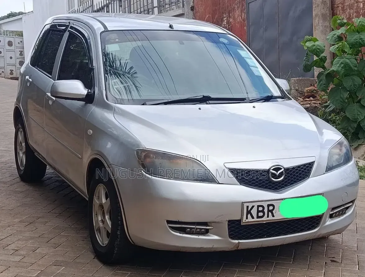 Mazda Demio 2005 Silver
