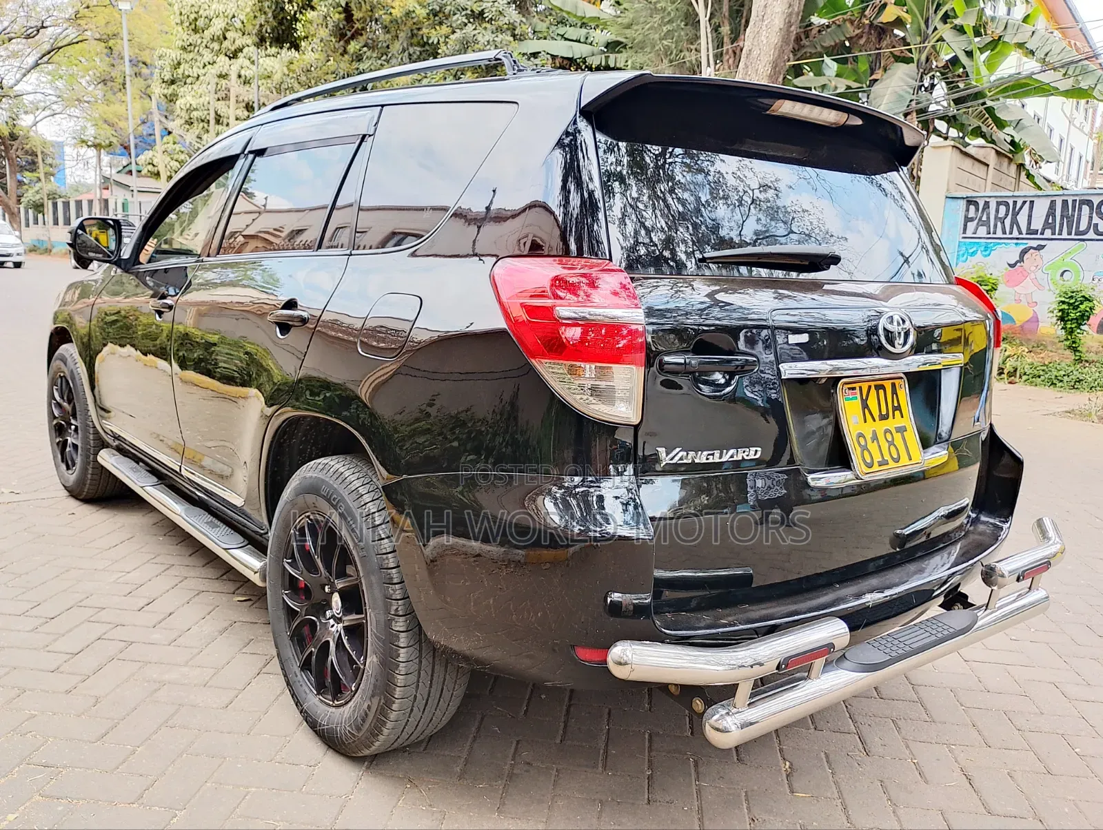 Toyota Vanguard 2013 Black