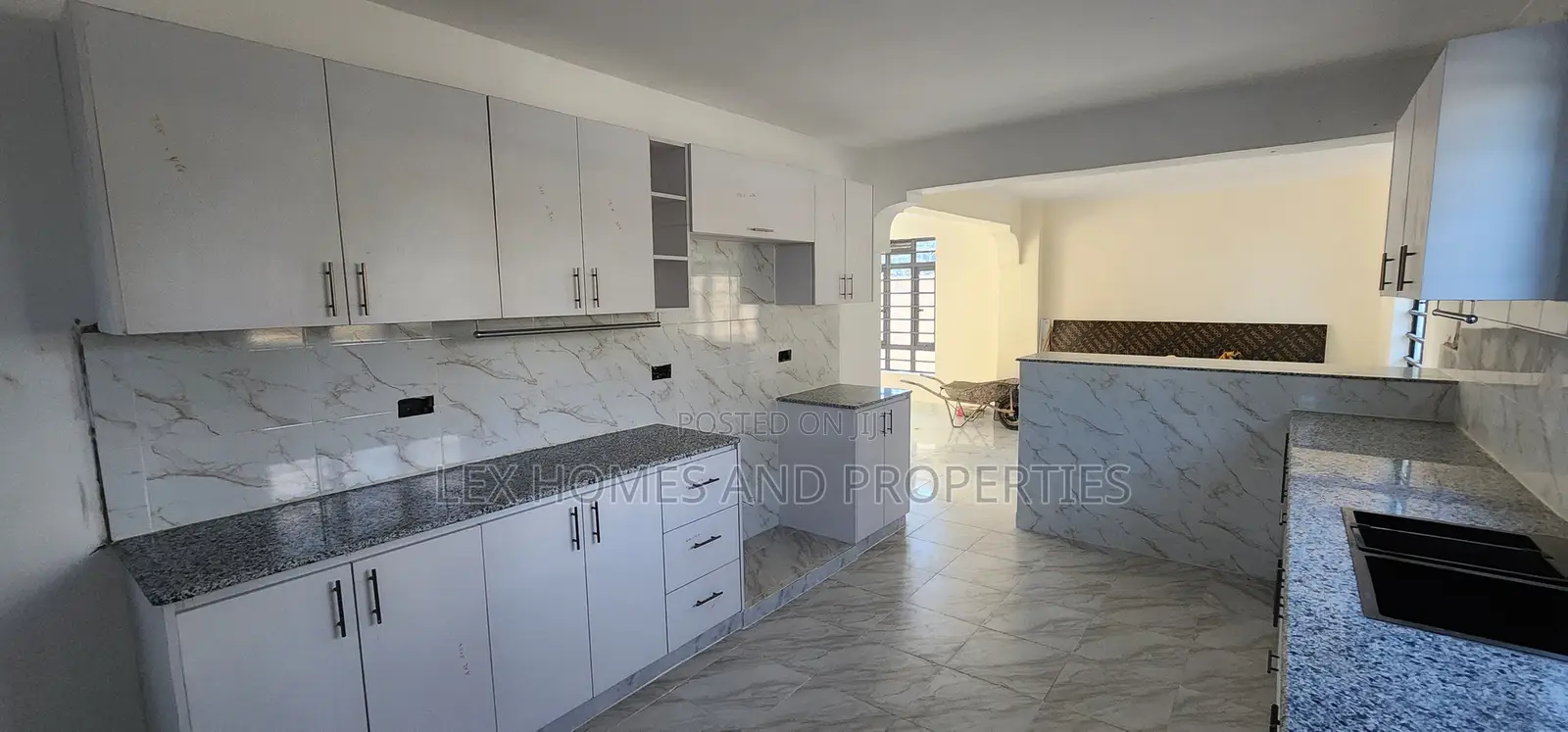3bdrm Bungalow in Nkoroi for sale