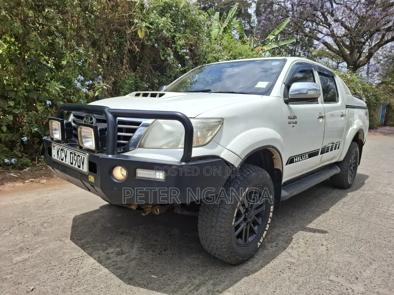 Toyota Hilux 3.0 D-4D 4x4 2013 Off white