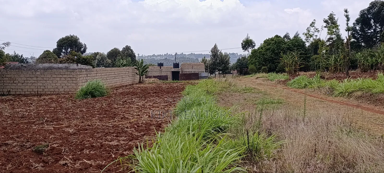 Plots for Sale in Kiroe Along Chungamali