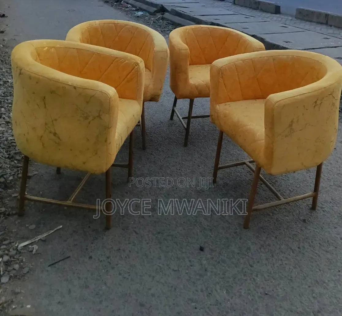 Manicure Seats or Styling Seats, Yellow Gold 