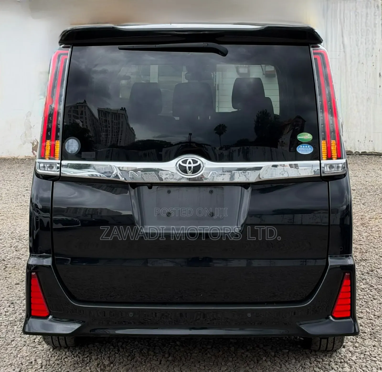Toyota Noah 2.0 FWD (8 Seater) 2019 Black