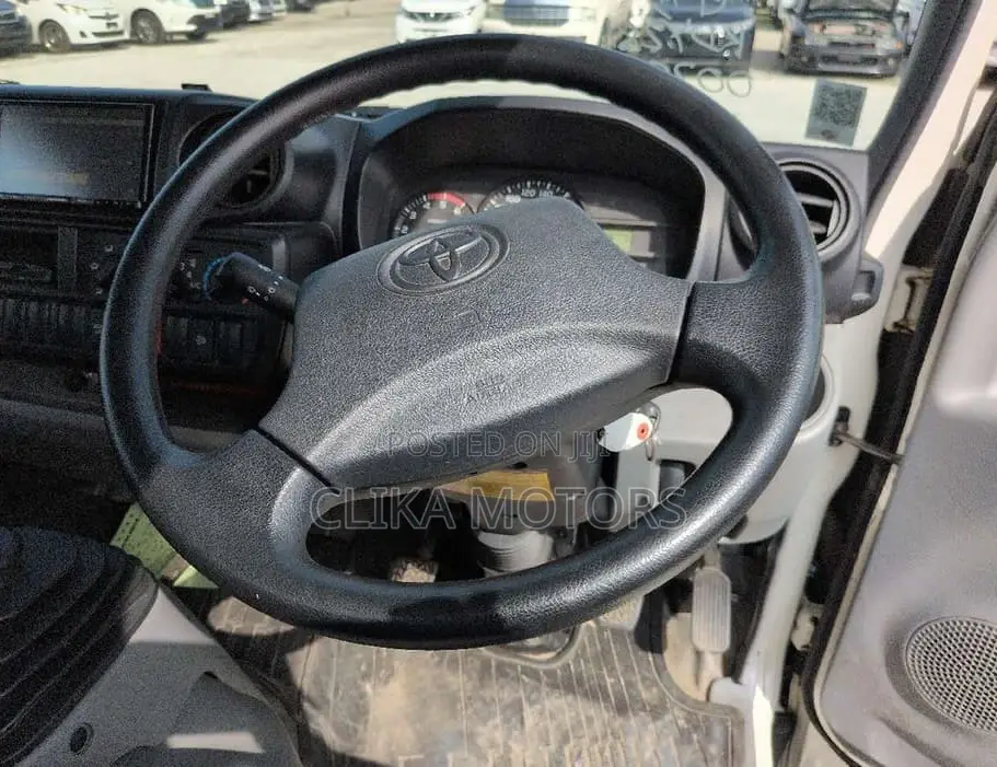 Toyota Dyna 2020 White