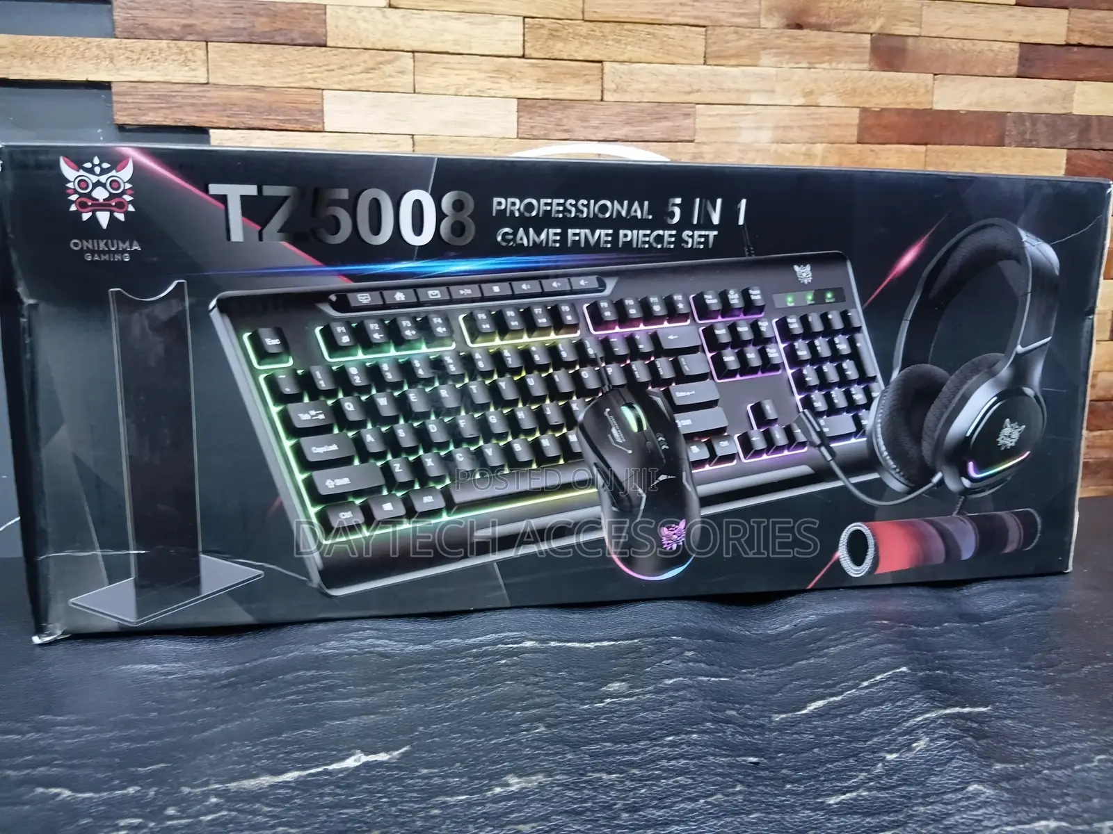The Onikuma TZ5008 Professional 5-in-1 Gaming Set