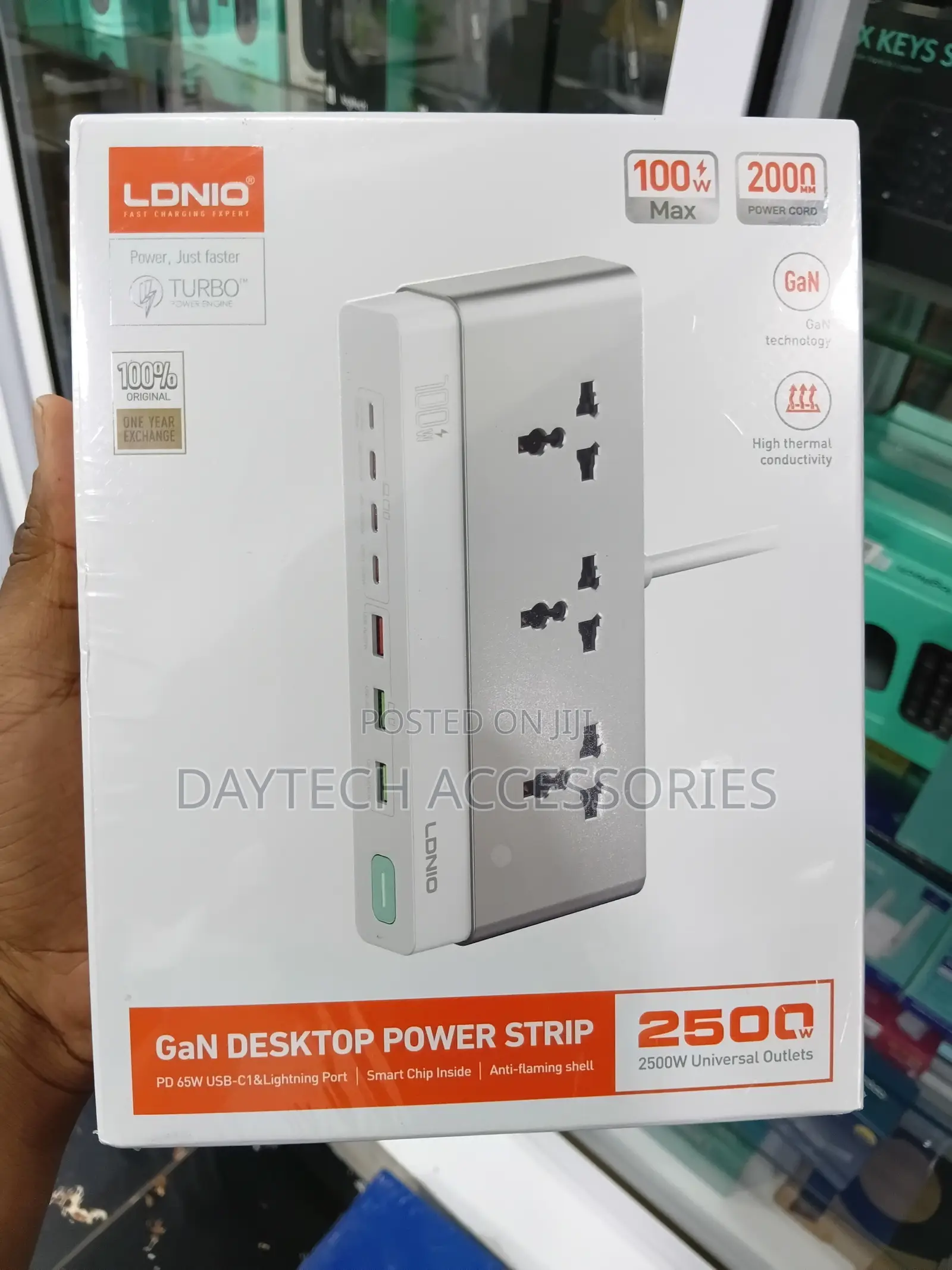LDNIO SC3 10-in-1 GaN Desktop Power Strip Extension 2500W - White