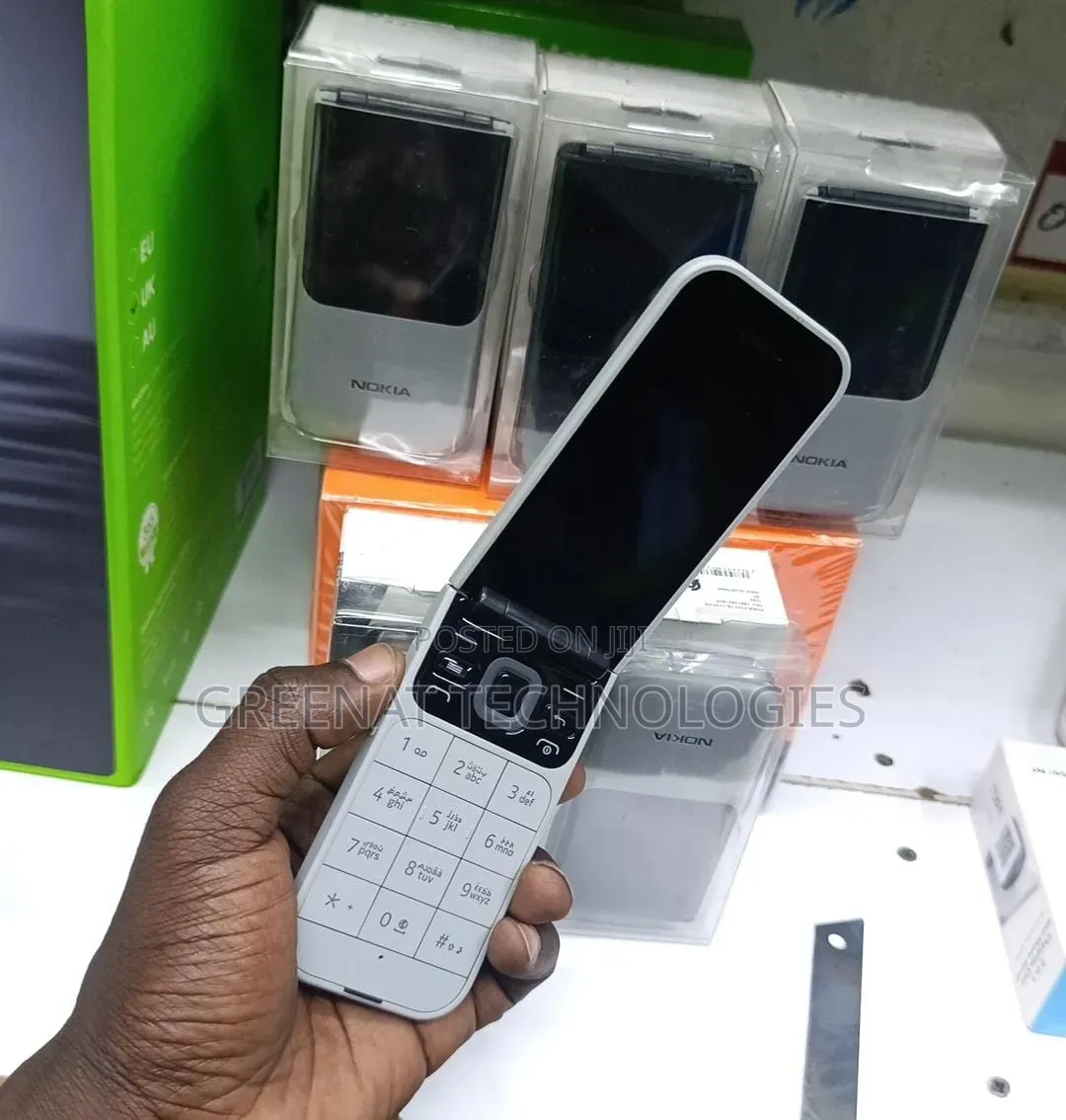 New Nokia 2720 Flip 512 GB Silver