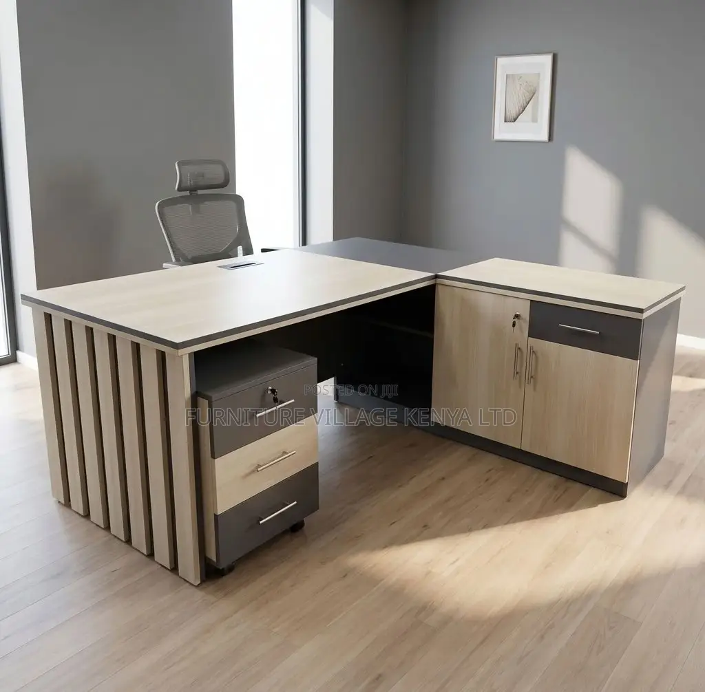 Office Desk; 1.6 M Executive Director's Computer-Office Desk