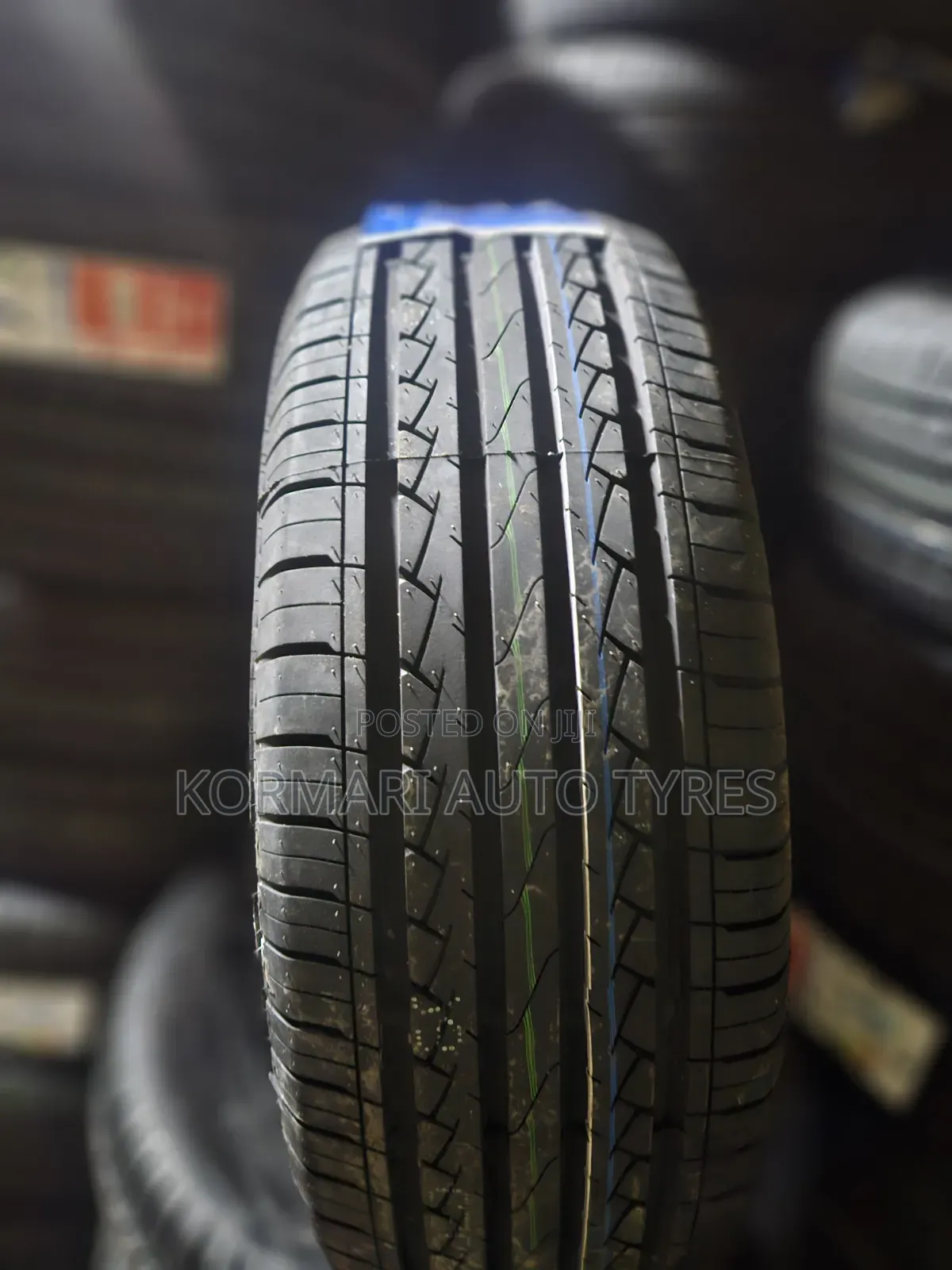 215/60r16 Comforser Tyre
