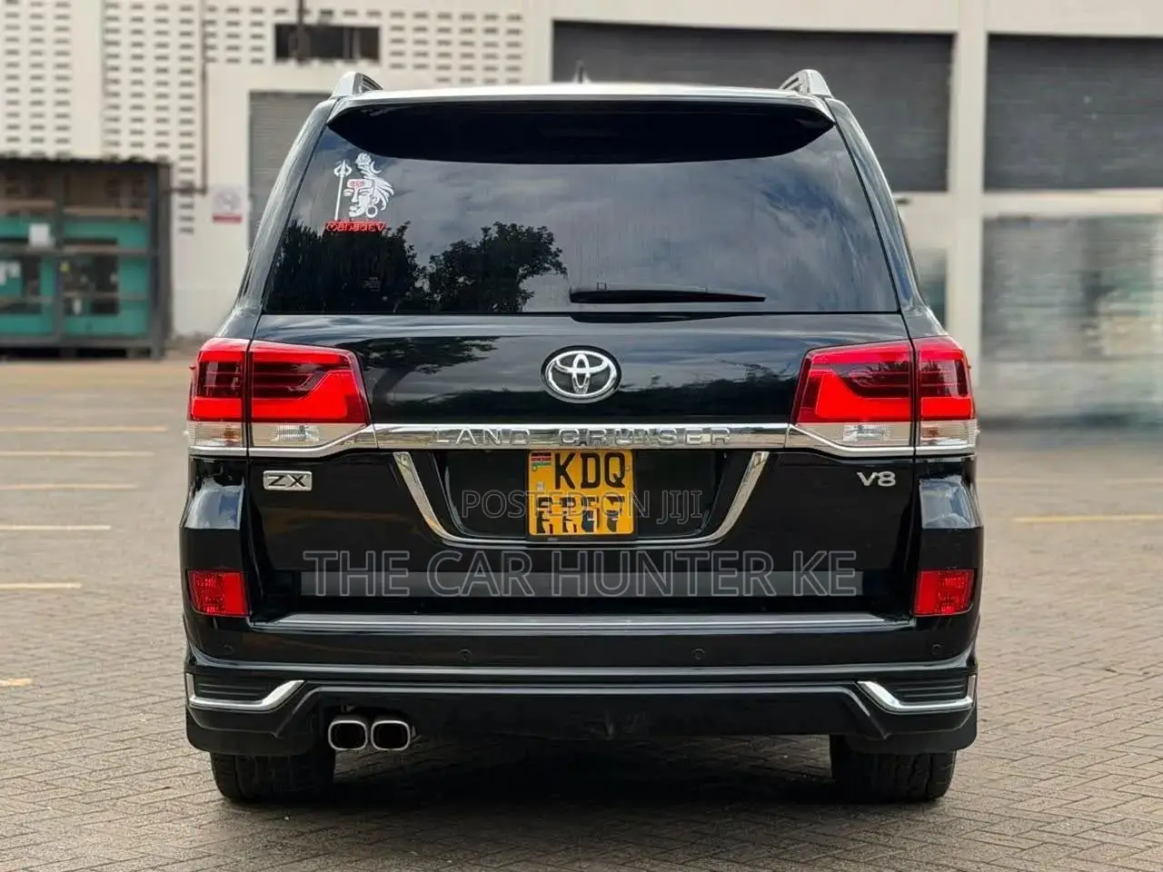 Toyota Land Cruiser 4.6 V8 ZX 2017 Black