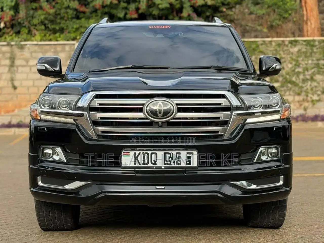Toyota Land Cruiser 4.6 V8 ZX 2017 Black