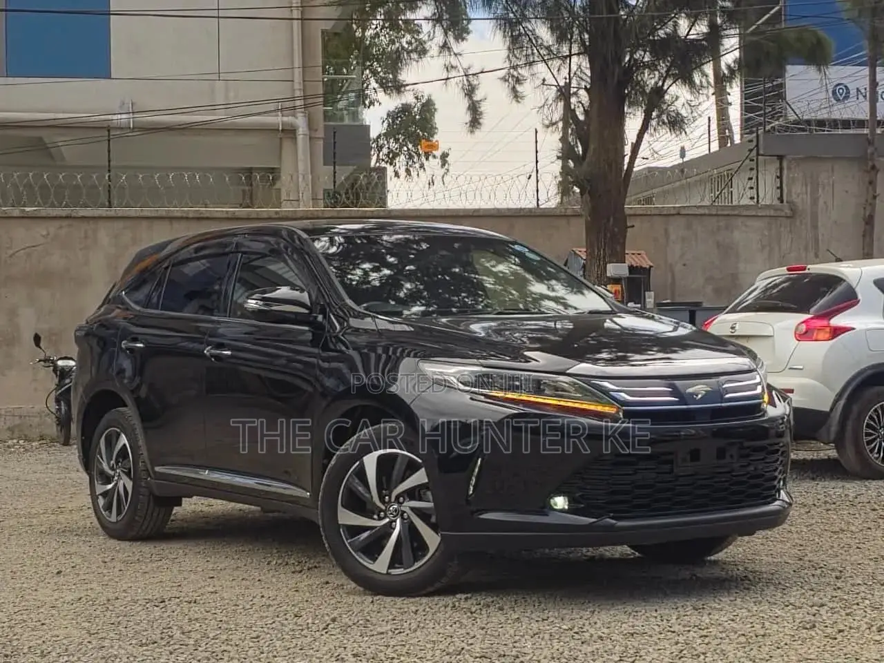 Toyota Harrier 2.0 Turbo 4WD 2019