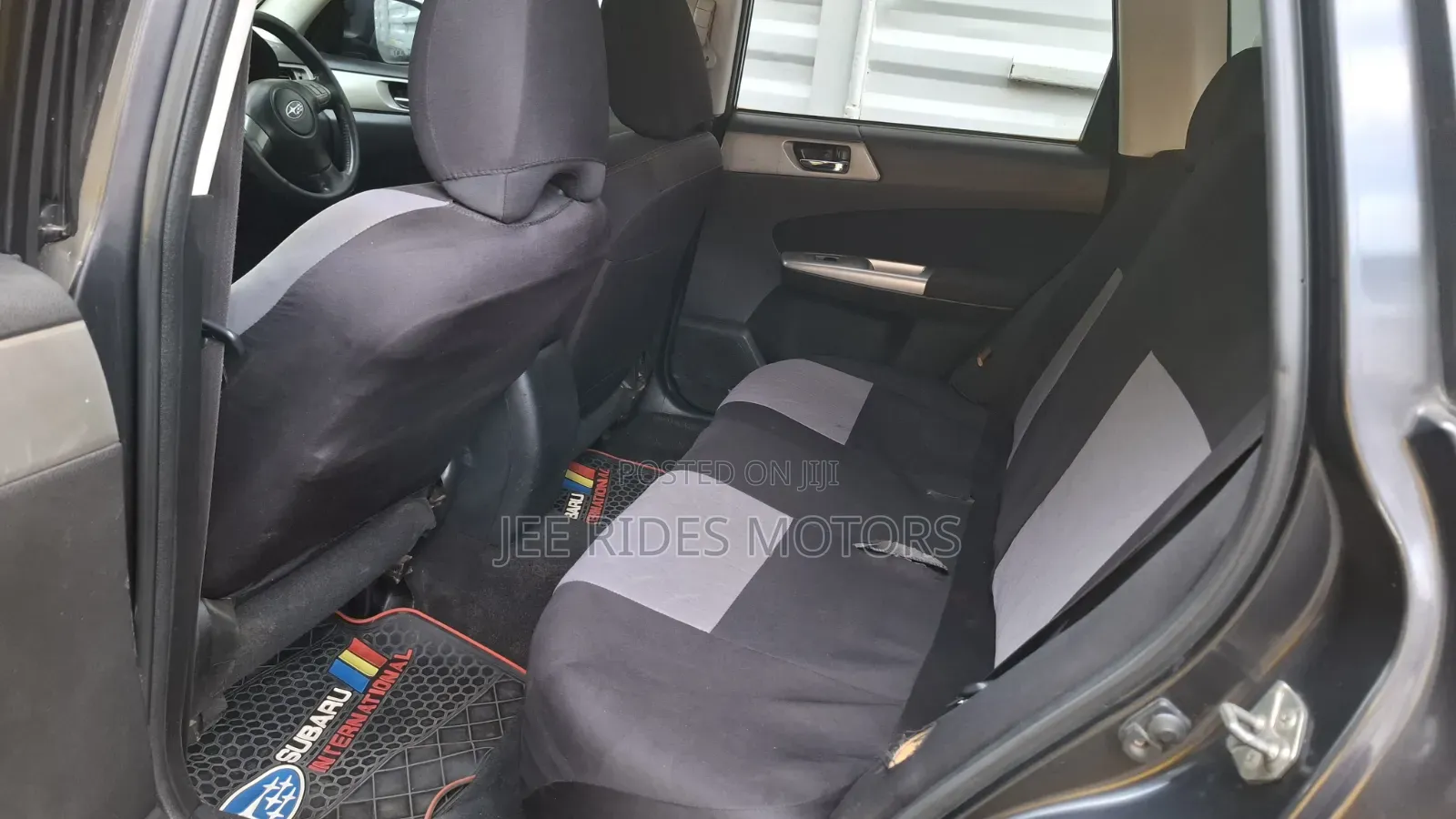 Subaru Forester 2010 Gray