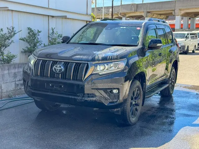 Toyota Land Cruiser Prado 2.8 2021 Black