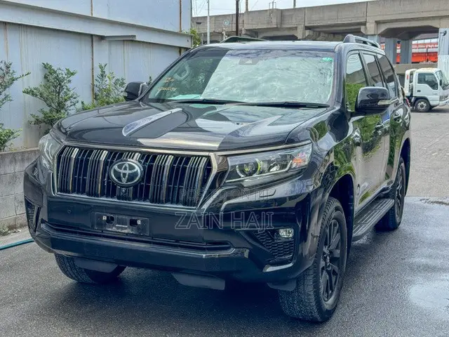 Toyota Land Cruiser Prado 2.8 2021 Black