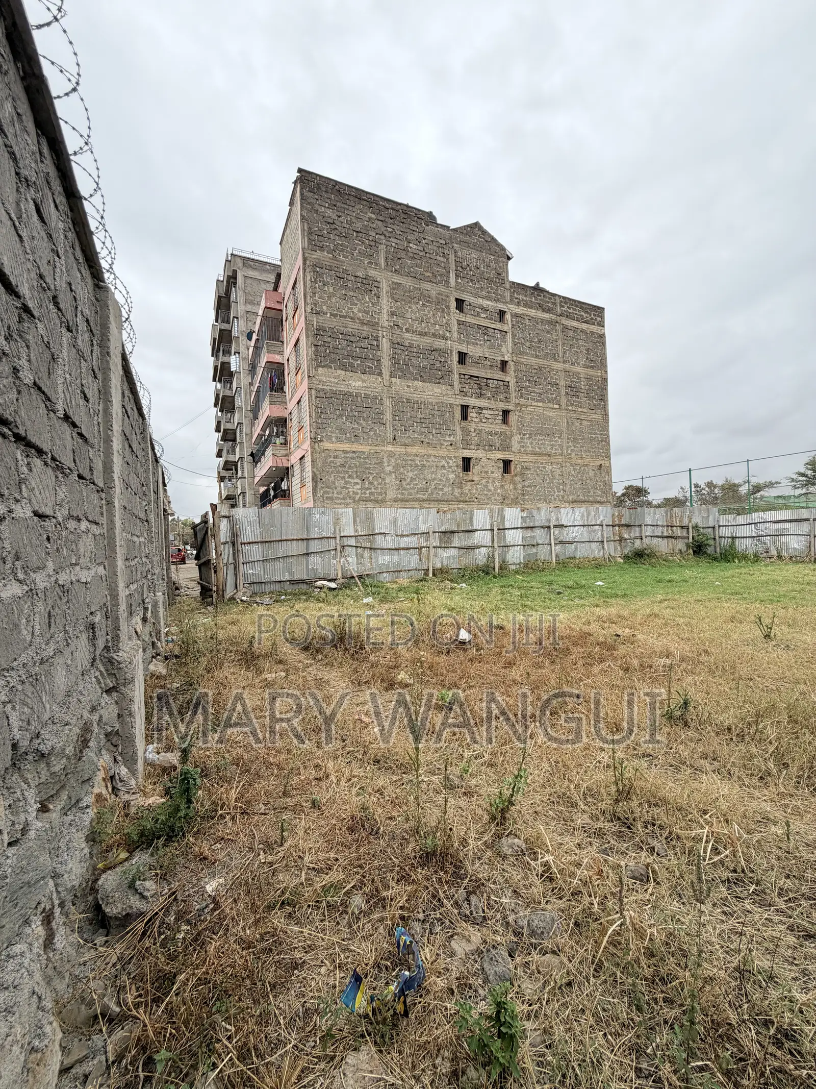 50 by 100 Commercial Corner Plot Kamakis