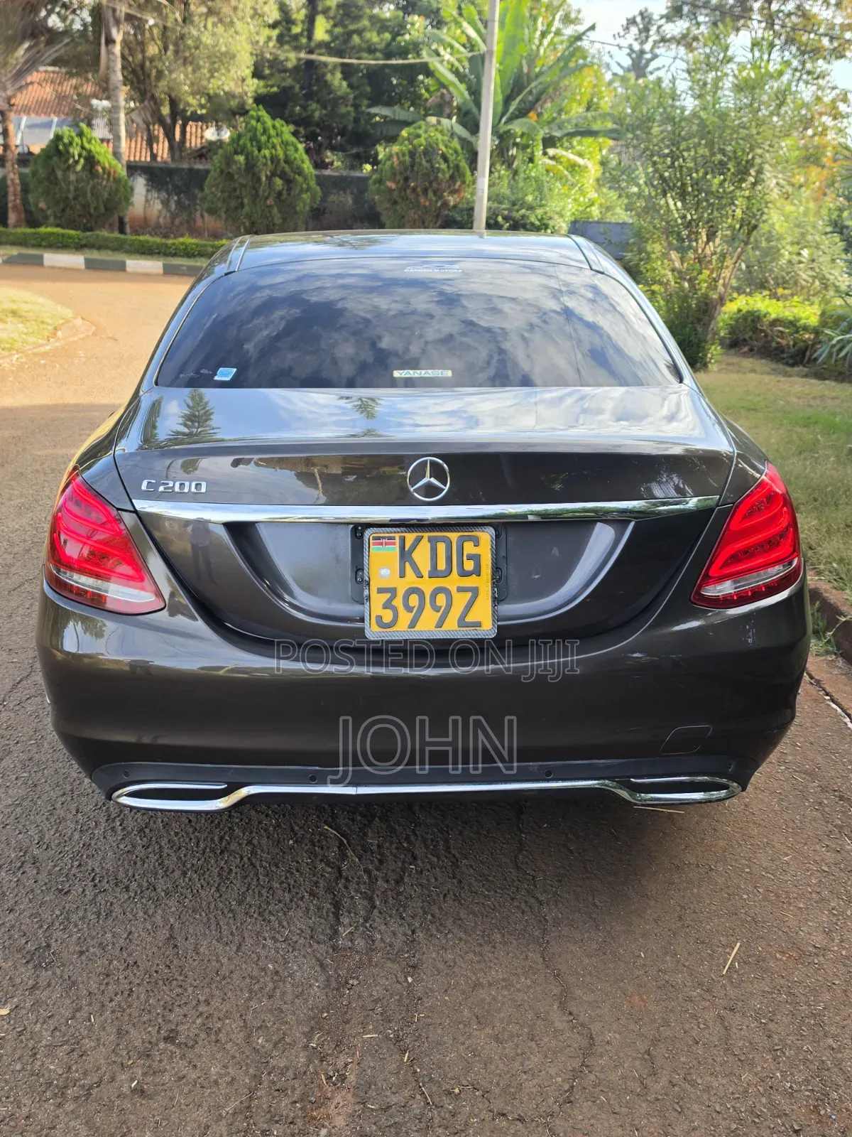 Mercedes-Benz C200 2014 Brown