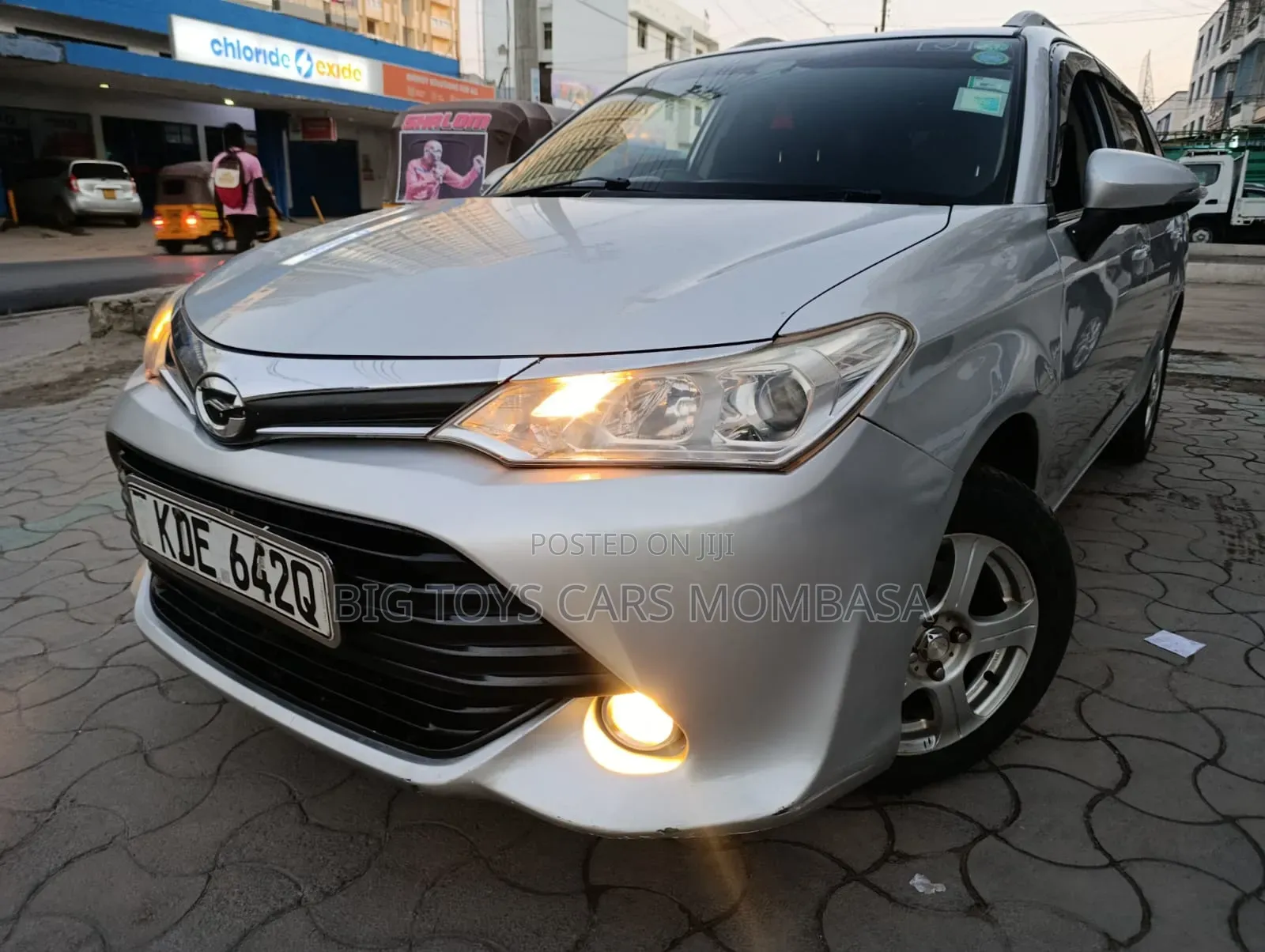Toyota Corolla Fielder 2015 Silver