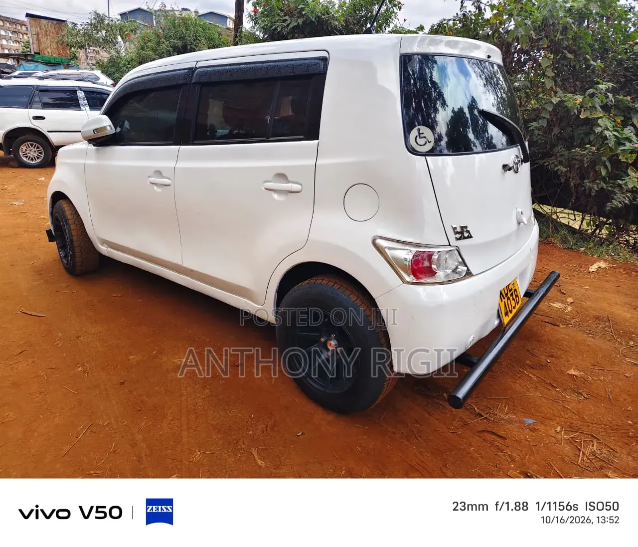 Toyota bB 2016 White