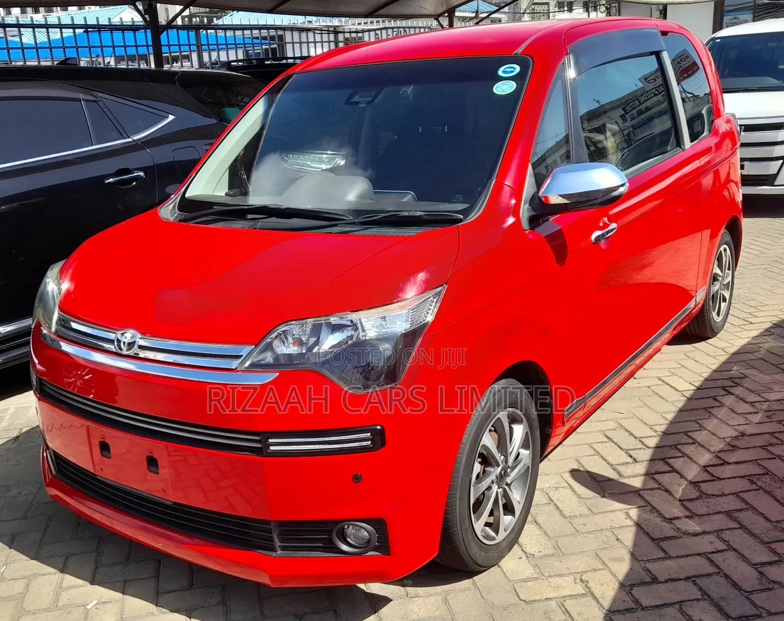 Toyota Spade 1.5 2019 Red