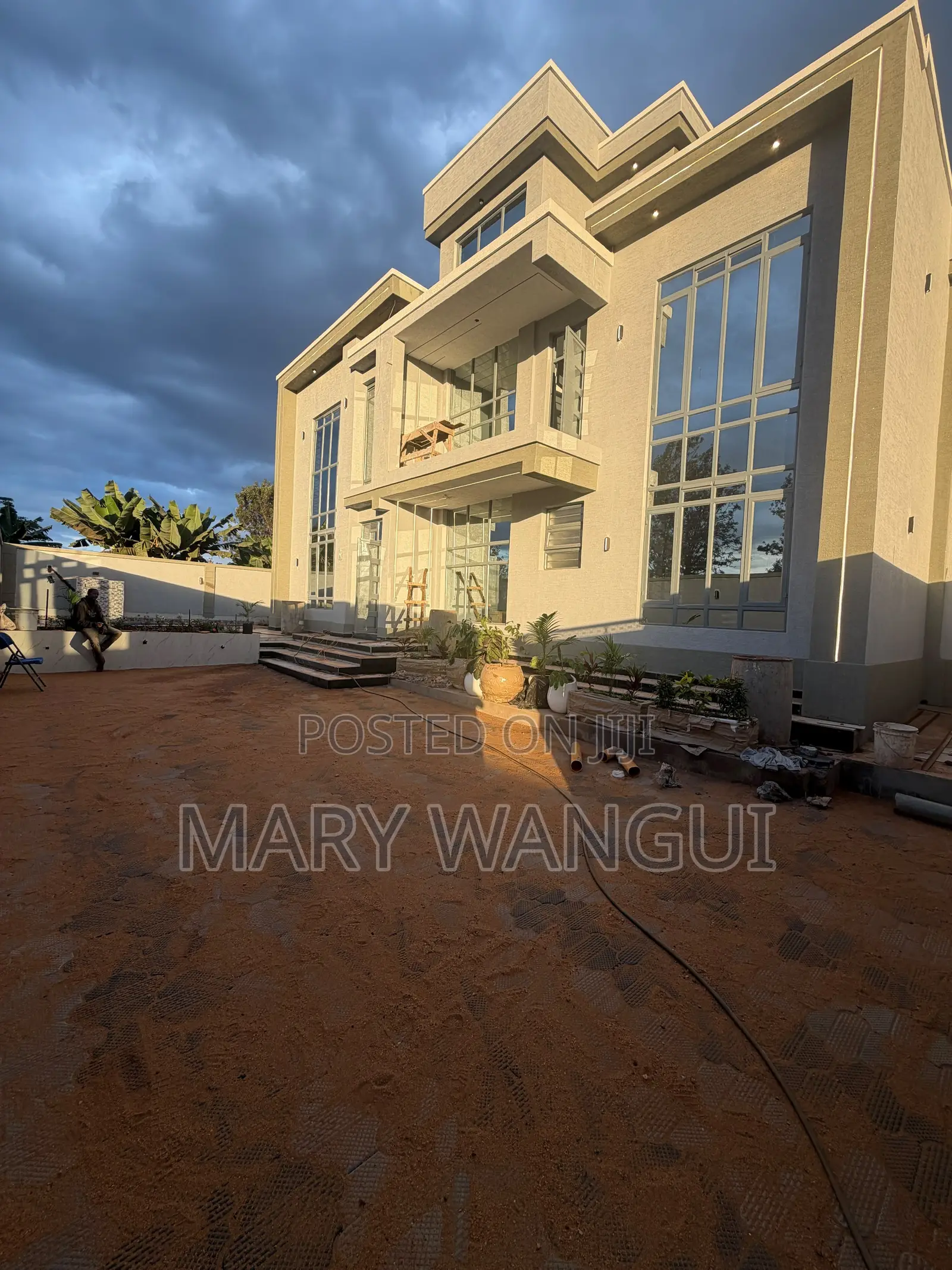 5bdrm Maisonette in Kimbo for sale