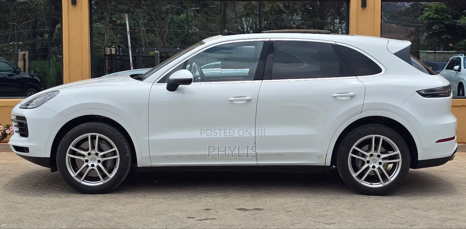 Porsche Cayenne S AWD 2019 White