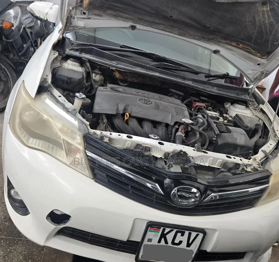 Toyota Corolla Fielder 2013 White