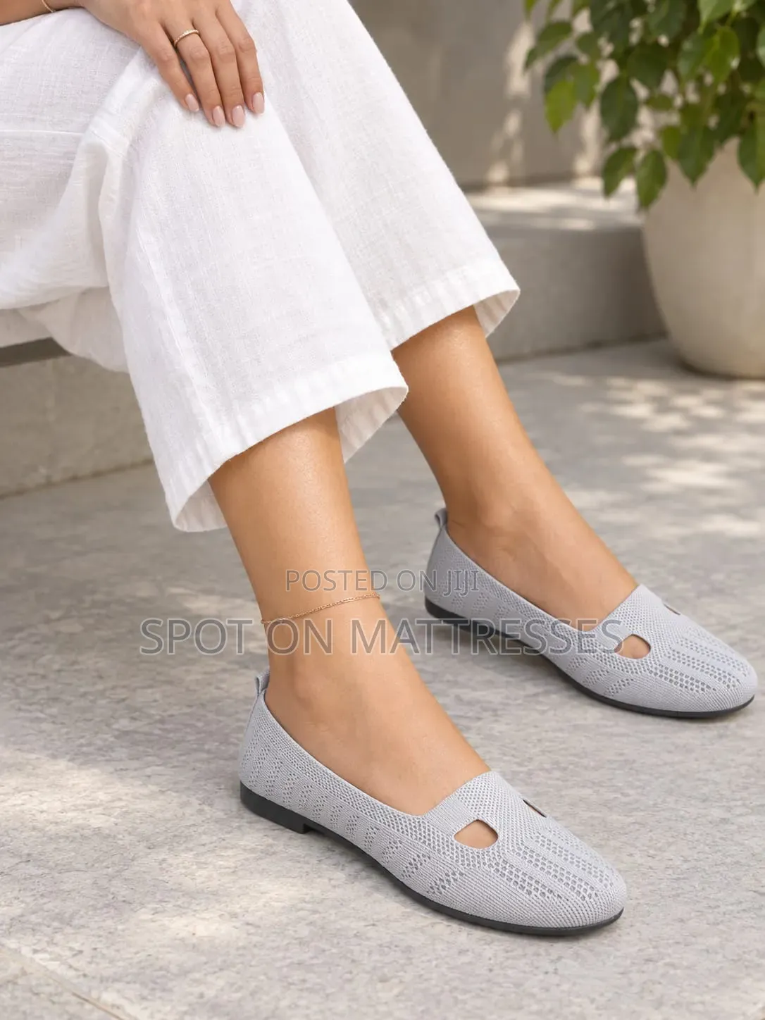 Fashion Breathable Flat Shoes. Sizes 37-42. Nationwide Delivery!