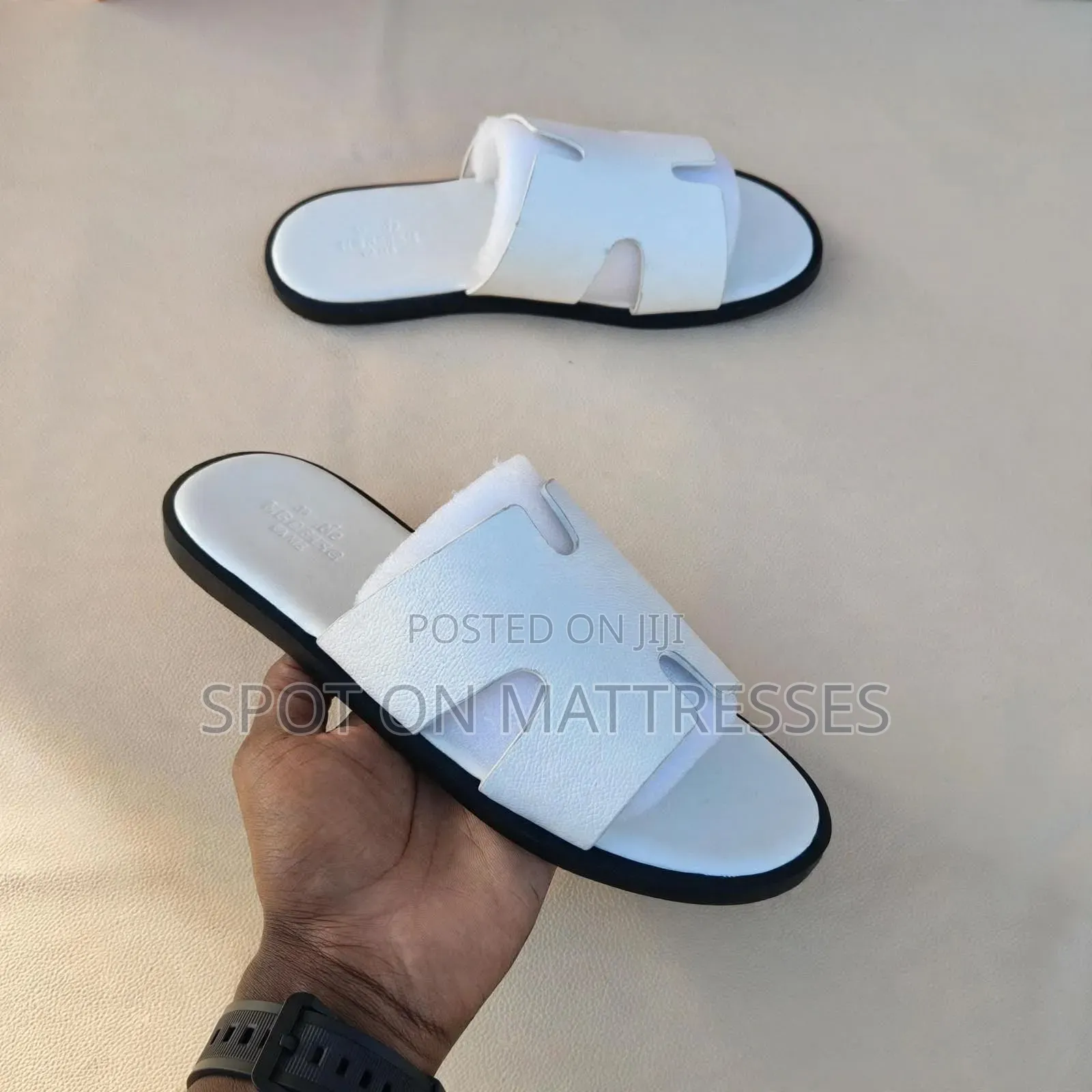 Hermes Sandals for Men in Sizes 40-45 Black and Black. We Deliver!
