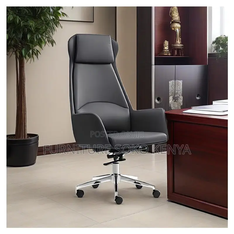 Office Chair : High-Back Leather Executive Office Chair