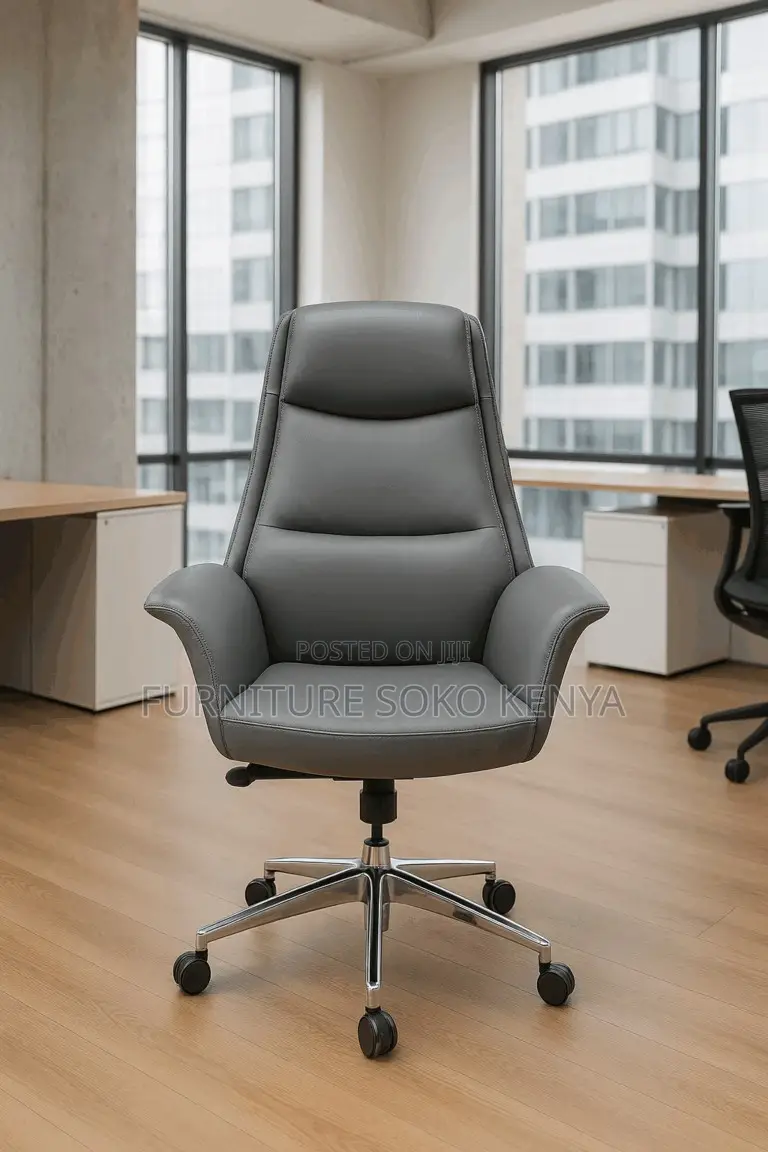 Office Chair : High-Back Leather Executive Office Chair