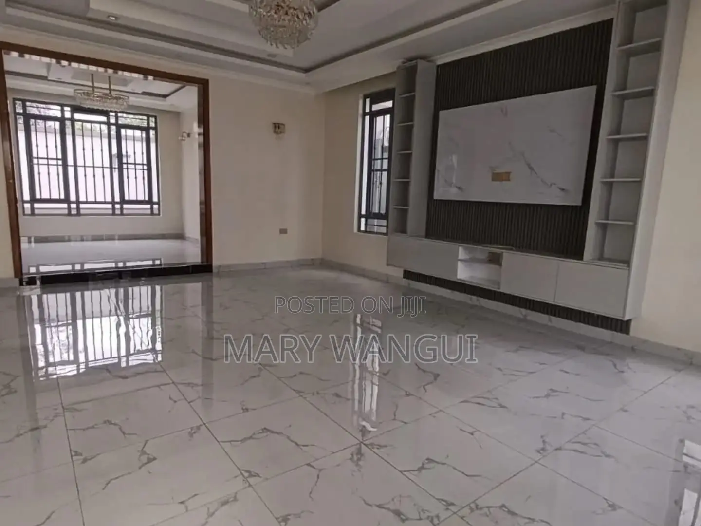 5bdrm Maisonette in Murera for sale