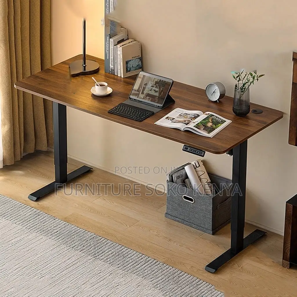 Standing Desk : 1.4M Electric Height-Adjustable Standing Desk