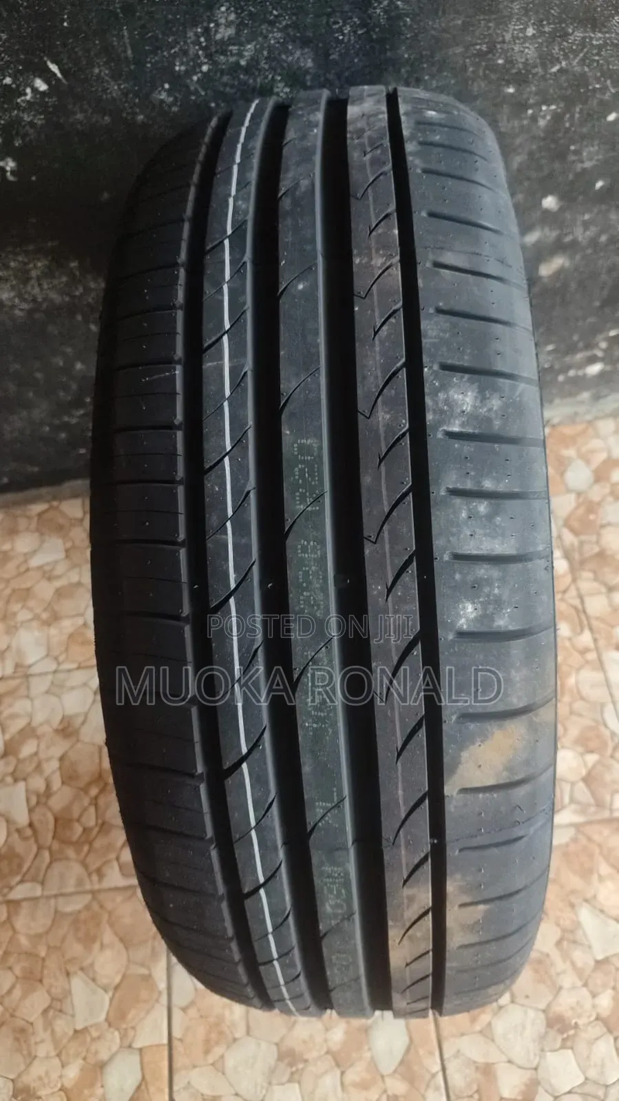 255/50r20 Roadking Tyre