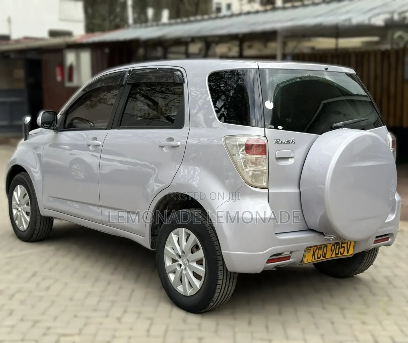 Toyota Rush 1.5 AWD 2011 Silver