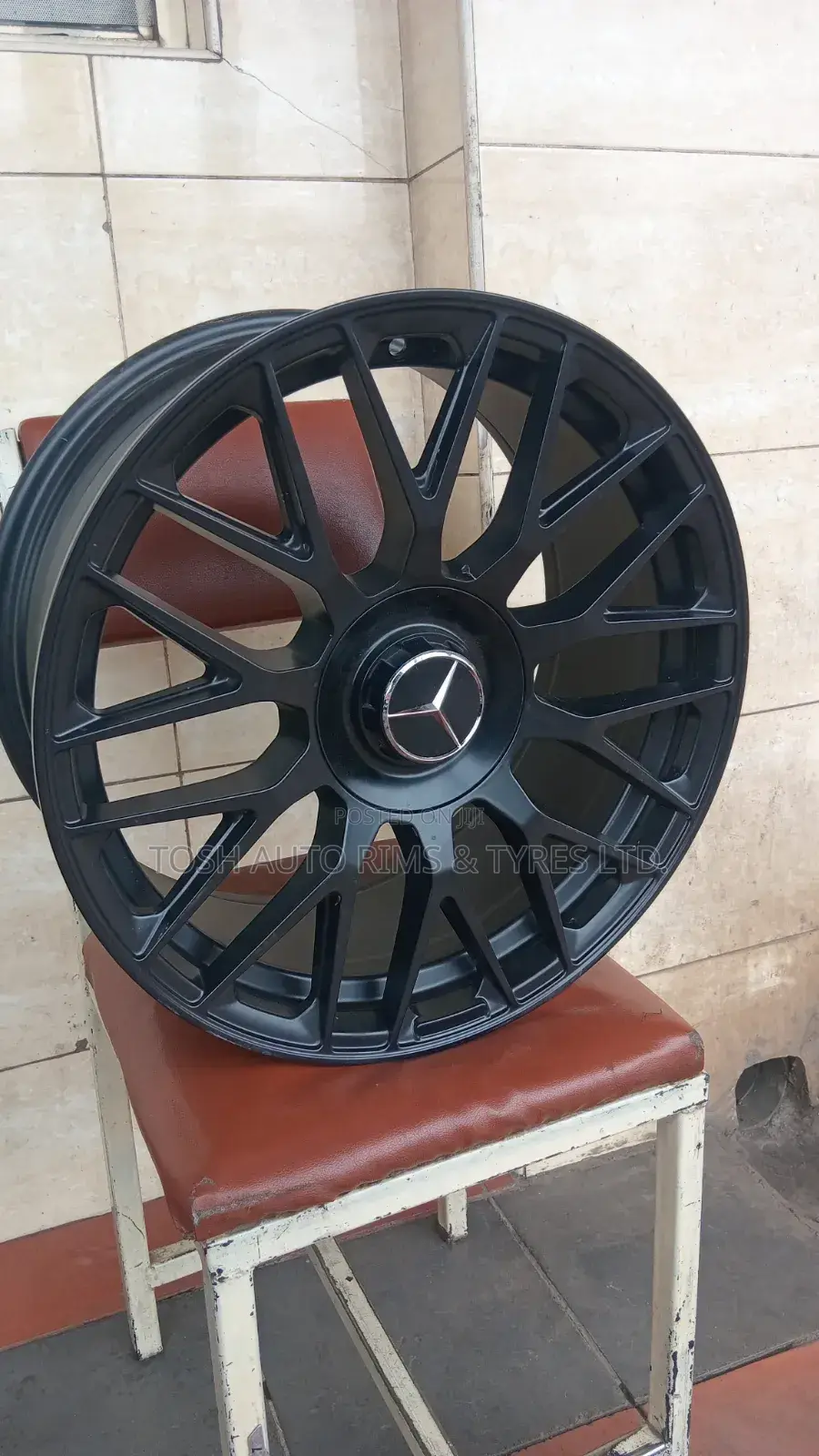 Size 18" Staggered Rims