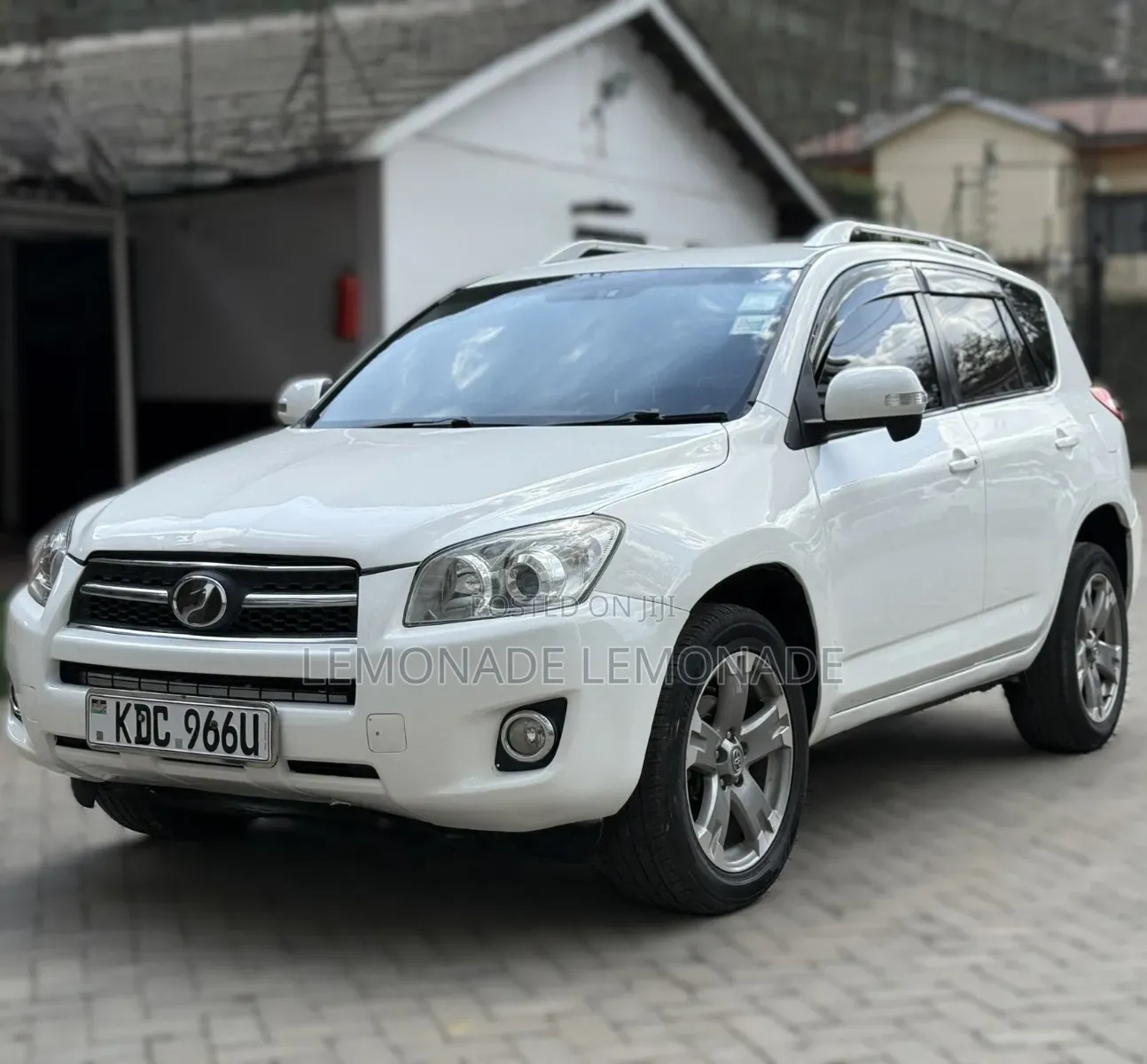 Toyota RAV4 2014 White